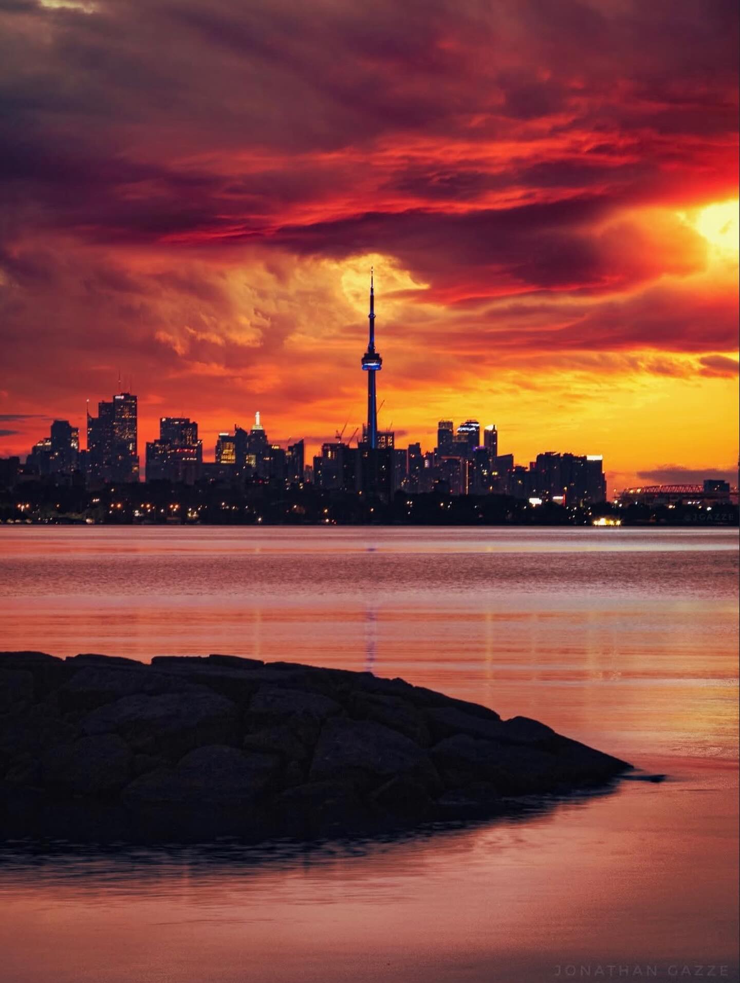 December air over the CN Tower